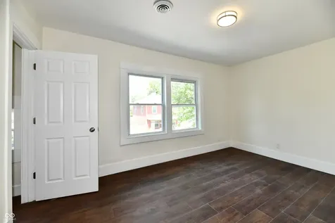 247 Hendricks Place Indianapolis IN 46201