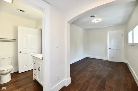 247 Hendricks Place Indianapolis IN 46201