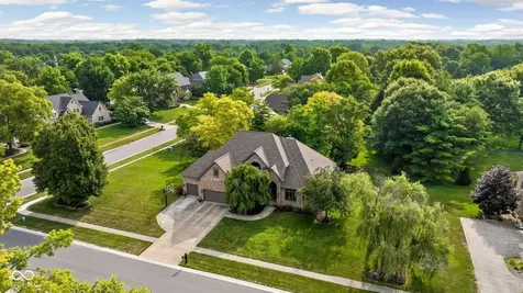 9904 Oak Ridge Drive Zionsville IN 46077