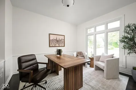 9904 Oak Ridge Drive Zionsville IN 46077