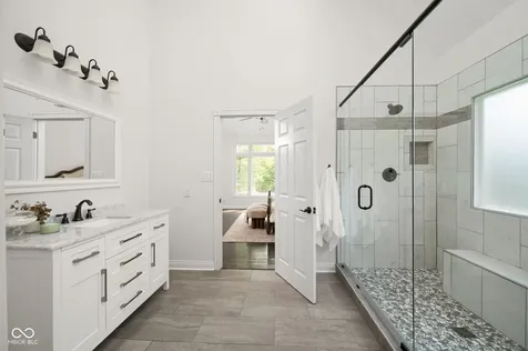 9904 Oak Ridge Drive Zionsville IN 46077