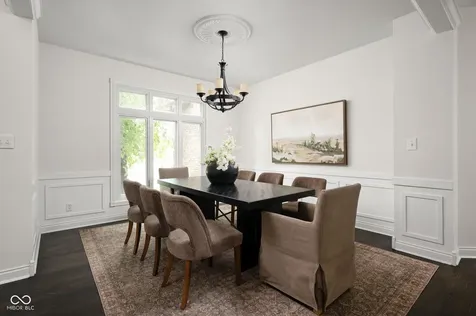 9904 Oak Ridge Drive Zionsville IN 46077