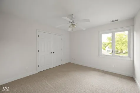 9904 Oak Ridge Drive Zionsville IN 46077