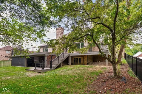 9904 Oak Ridge Drive Zionsville IN 46077