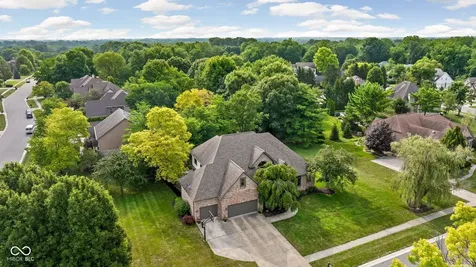 9904 Oak Ridge Drive Zionsville IN 46077