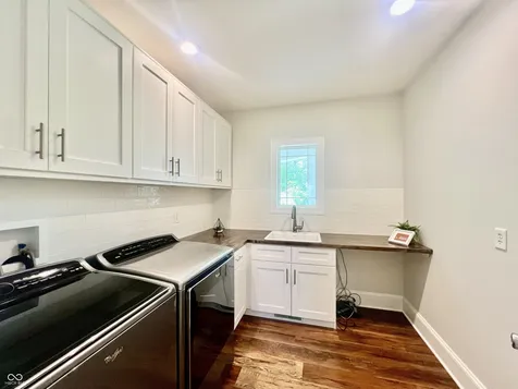4381 S 550 W Columbus IN 47201