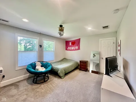 4381 S 550 W Columbus IN 47201