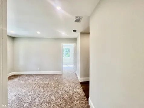4381 S 550 W Columbus IN 47201