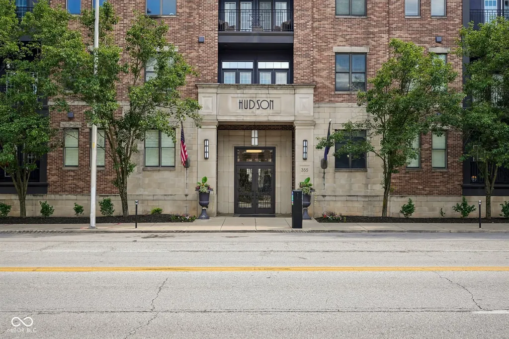 355 E Ohio Street Indianapolis IN 46204