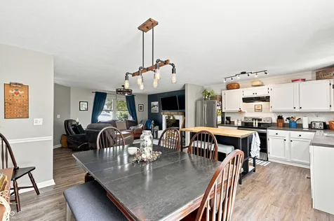 13481 Greenview Circle Noblesville IN 46060