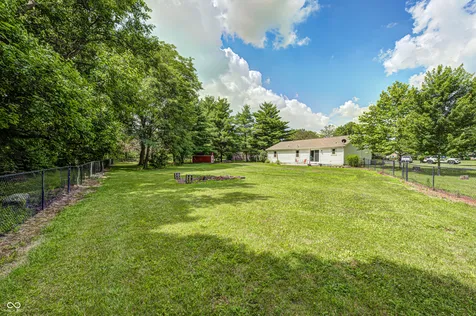 13481 Greenview Circle Noblesville IN 46060