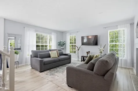 2386 The Springs Drive Indianapolis IN 46260