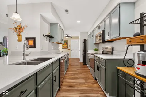 9320 Oak Run East Drive Indianapolis IN 46260