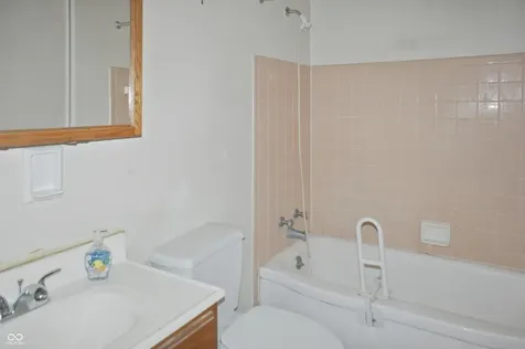 2925 Baltimore Avenue Indianapolis IN 46218