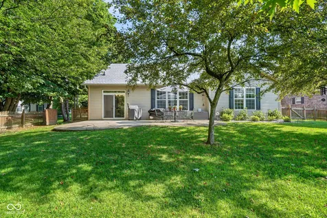 5735 W Port Drive Mccordsville IN 46055
