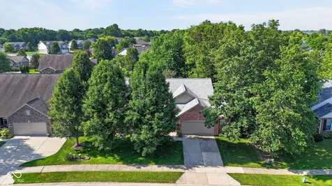 5735 W Port Drive Mccordsville IN 46055