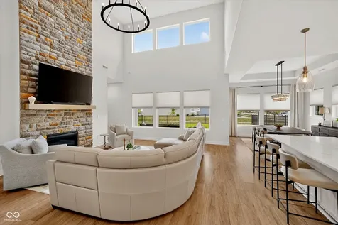 790 Robinson Farm Way Westfield IN 46074