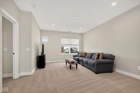 790 Robinson Farm Way Westfield IN 46074