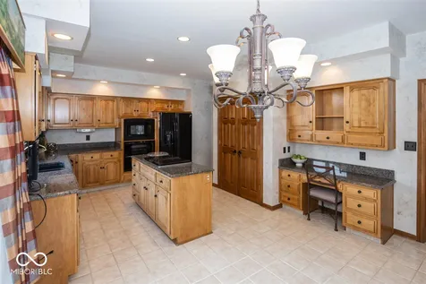 7270 Oak Cove Lane Noblesville IN 46062