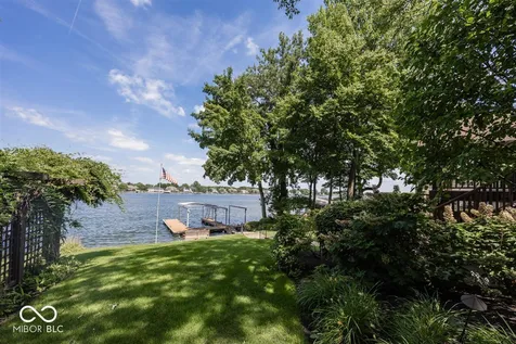 7270 Oak Cove Lane Noblesville IN 46062