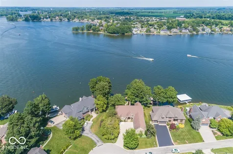 7270 Oak Cove Lane Noblesville IN 46062