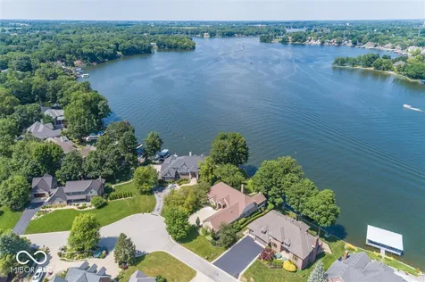 7270 Oak Cove Lane Noblesville IN 46062