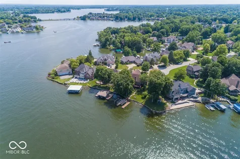 7270 Oak Cove Lane Noblesville IN 46062