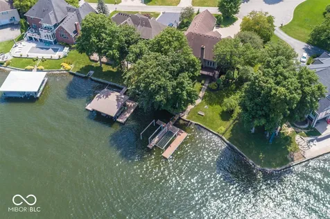 7270 Oak Cove Lane Noblesville IN 46062