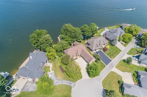 7270 Oak Cove Lane Noblesville IN 46062
