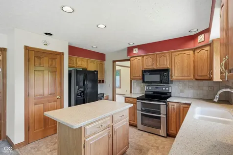 2528 E County Road 100 N Danville IN 46122