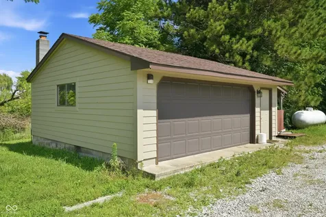 2528 E County Road 100 N Danville IN 46122