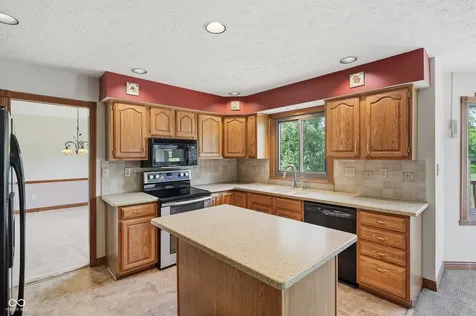 2528 E County Road 100 N Danville IN 46122