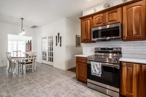 3382 Nottinghill Drive E Plainfield IN 46168