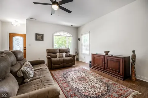 3382 Nottinghill Drive E Plainfield IN 46168
