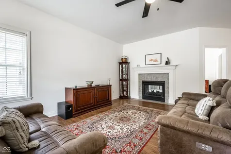 3382 Nottinghill Drive E Plainfield IN 46168