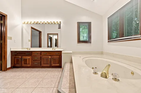 4962 Fieldstone Trail Indianapolis IN 46254
