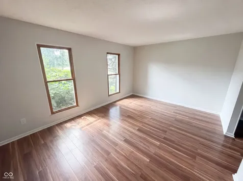7744 Oakshot Lane Indianapolis IN 46268