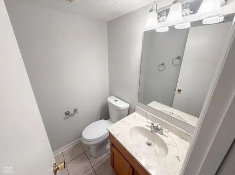7744 Oakshot Lane Indianapolis IN 46268