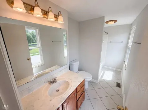 7744 Oakshot Lane Indianapolis IN 46268