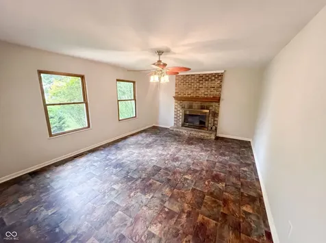 7744 Oakshot Lane Indianapolis IN 46268