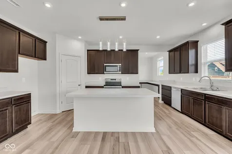 15523 Brees Westfield IN 46074