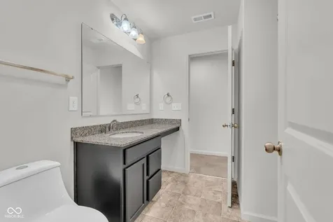 15523 Brees Westfield IN 46074