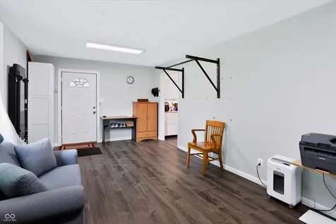 615 Simmons Street Plainfield IN 46168