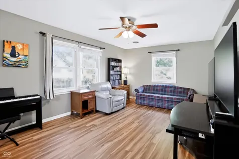 615 Simmons Street Plainfield IN 46168