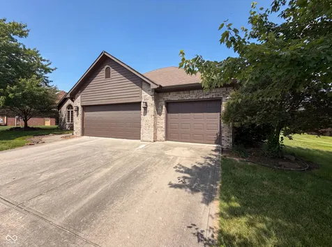 1115 Texarkana Drive Indianapolis IN 46231