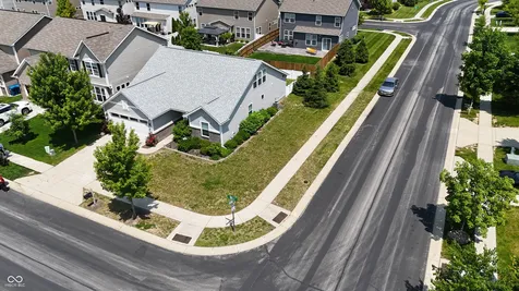 10628 Bali Court Noblesville IN 46060