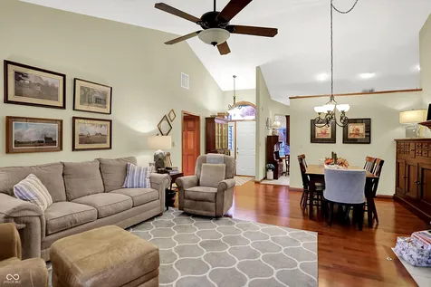 3704 S Cedar Cove Court New Palestine IN 46163