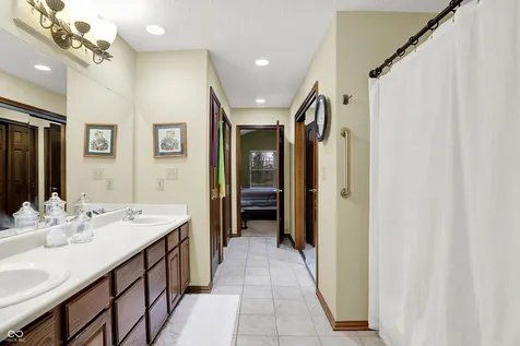 3704 S Cedar Cove Court New Palestine IN 46163