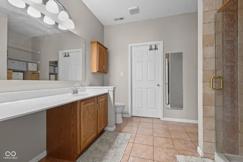 6753 Kentland Circle Indianapolis IN 46237