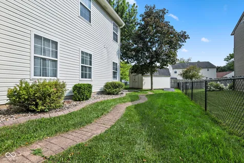 6753 Kentland Circle Indianapolis IN 46237